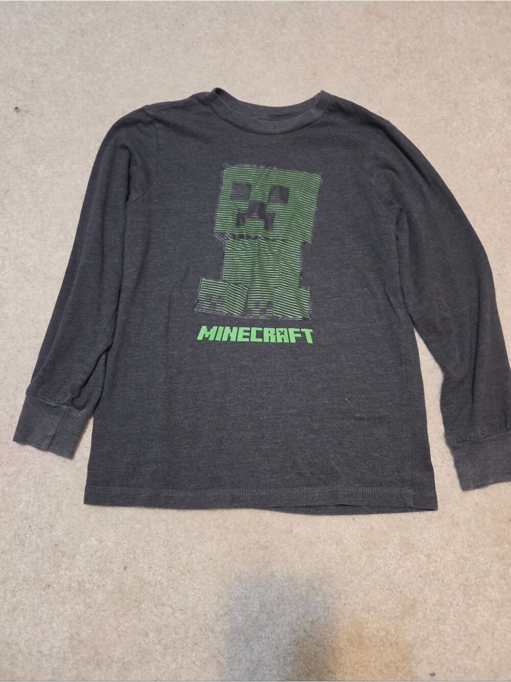 Minecraft Creeper Boys Gray Long Sleeve Shirt Size M